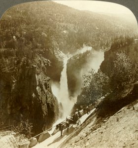 Beeindruckende Schönheit des sprühverhüllten Rjukanfos, der schäumende Fall, Norwegen, ca. 1905 von Unbekannt