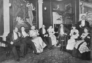 Im Elektrofon-Salon, Gerrard Street, London, um 1903 von Unbekannt