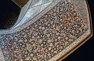 Innenraum eines Bogens, Moschee von Sheikh Lutfullah, Isfahan, Persien, um 1615 von Unbekannt