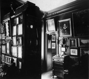 Innenraum des Museums des Autors und Historikers Alexander Onegin in Paris, 1920er Jahre