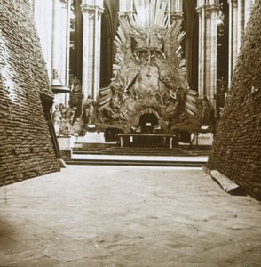 Innenraum der Kathedrale, Amiens, Nordfrankreich, ca. 1914-1918 von Unbekannt