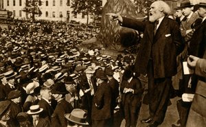 Keir Hardie hält eine Rede auf dem Trafalgar Square, London, 2. August 1914