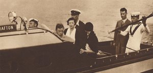 König Edward kehrt von der Insel Rab zu seiner Yacht zurück von Unbekannt