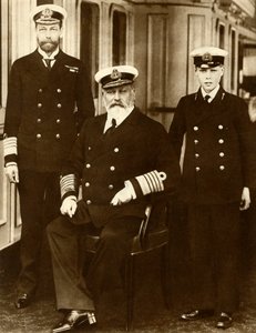 König Edward VII. mit seinem Sohn George, Prinz von Wales, und Enkel Prinz Edward