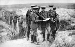 König Georg V 1865-1936 in St. Georges Hill, in der Nähe von Fricourt, 10. August 1916, 1936