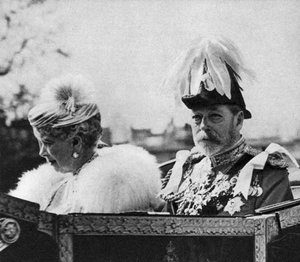 König George V. und Königin Mary auf dem Weg zur St. Pauls Kathedrale, Silbernes Jubiläum, 1935 von Unbekannt
