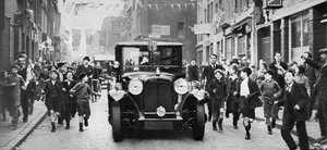 König Georgs letzter Besuch im East End, London von Unbekannt