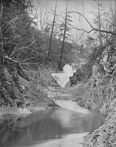Lace-Wasserfälle und Drachenpool, Natural Bridge, Virginia, um 1897