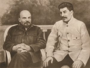 Lenin und Stalin in Gorki bei Moskau, 1922, 1939 von Unbekannt