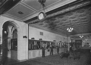 Hauptbüro neben der Eingangshalle, Roosevelt Hotel, New York City, 1924 von Unbekannt