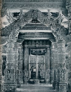 Marmorskulptur am Eingang zu einem Jain-Tempel in Dilwara, Mount Abu, um 1100 von Unbekannt