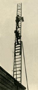 Militärbeobachter auf der Eisenbahn, Erster Weltkrieg, 1914, um 1920 von Unbekannt