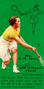 Miss A. M. Yorke - Niedriger Vorhand-Volley, ca. 1935 von Unbekannt