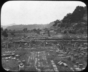 Berg Kronos und Tempel der Hera, Olympia, Griechenland, späte 19. oder frühe 20. Jahrhundert von Unbekannt