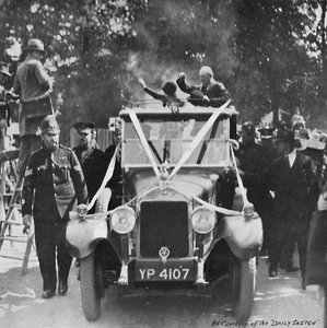 Mr. Churchill wurde für Epping als Konservativer gewählt, 1929, 1945 von Unbekannt