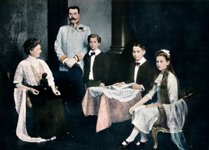 Ermordeter Erzherzog Franz Ferdinand mit seiner Frau und seinen Kindern, ca. 1910 von Unbekannt