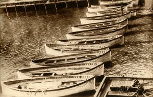 Stumme Beweise der Tragödie: Alles, was von dem größten Schiff der Welt übrig blieb, 1912, 1933 von Unbekannt