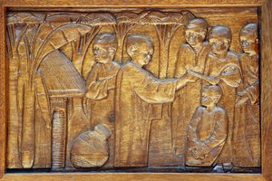Namugongo-Katholiken-Märtyrer-Schrein, Kampala: Kirchenportalrelief, 20160217, Kampala, Uganda von Unbekannt