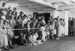 An Bord der RMS Atlantis, um 1929-1939 von Unbekannt