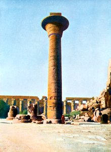 Eine der Säulen von König Taharqa, Karnak, Ägypten, 20. Jahrhundert von Unbekannt