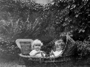 Ein Jahr alt, 1915