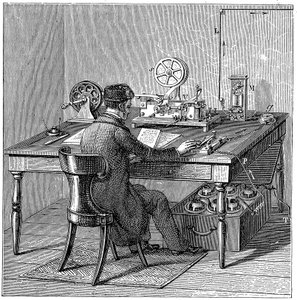 Operator sendet eine Nachricht auf einem Morse-Elektrodrucktelegrafen, 1887
