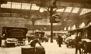 Überkopf-Elektropaketträger, Victoria Station, Manchester, 1930 von Unbekannt