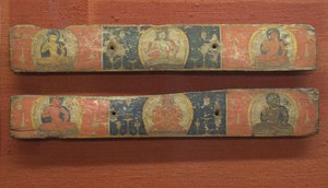 Paar Manuskriptdeckel: Prajnaparamita flankiert von Bodhisattvas oben... 12. Jahrhundert von Unbekannt