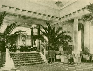 Palm Court und Lounge im Majestic, ca. 1930
