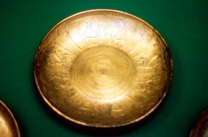 Phönizische Bronzeschale aus Nimrud, Assyrien, 8. Jahrhundert v. Chr. von Unbekannt