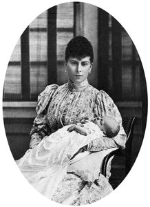 Königin Mary mit dem zukünftigen König Edward VIII., um 1894 von Unbekannt