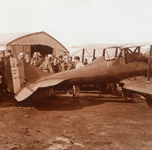 Rückkehr eines Kampfflugzeugs von Unbekannt