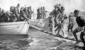 Senegalesische Soldaten landen an der ägyptischen Küste, Erster Weltkrieg, 1915 von Unbekannt