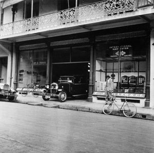 Singer Autoausstellung, Port of Spain, Trinidad und Tobago, 1931 von Unbekannt