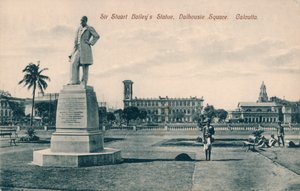 Statue von Sir Stuart Steuart Bailey, Dalhousie Square, Kalkutta, ca. 1910 von Unbekannt