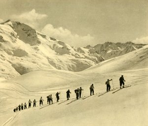 Skistunde, Arlberg, Österreich, um 1935 von Unbekannt