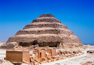 Stufenpyramide des Königs Djoser Zozer, Sakkara, Ägypten, 3. Dynastie, um 2613 v. Chr.