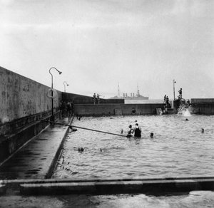 Schwimmbad, Balboa, Panama, 1931 von Unbekannt