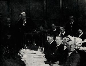 Panzeruntersuchung in Lincolns Inn, um 1919, 1945 von Unbekannt