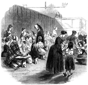 Mädchen lesen lernen in der Ragged School Union Schule, Lambeth, London, 1868