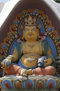 Tempel der Tausend Buddhas. Dashang Kagyu Ling Gemeinde. Gottheit. Dzambala: der Buddha des Reichtums, La Boulaye, Frankreich