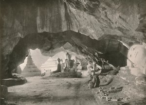 Die Höhlen von Moulmein, 1900
