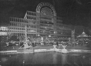 Der Kristallpalast beleuchtet von Brock, 1900