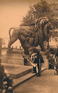 Der kubanische Minister legt einen Kranz zum Gedenken an den unbekannten belgischen Soldaten nieder, Brüssel, Belgien, 1927 von Unbekannt
