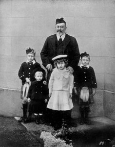 Der verstorbene König und einige seiner Enkelkinder, ca. 1910-1910