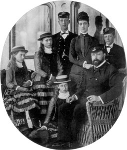 Der Prinz und die Prinzessin von Wales mit ihrer Familie an Bord der königlichen Yacht, 19. Jahrhundert von Unbekannt