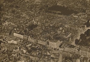 Das Rätsel vertrauter Straßen aus einer neuen und aufregenden Perspektive, ca. 1935