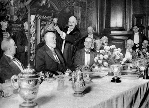 Die Krönung des Meisters der Girdlers Company, London von Unbekannt