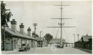 Das Achterdeck, Ausbildungseinrichtung der Royal Navy, Shotley, Suffolk, 1936 von Unbekannt