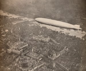 Die Tour des Graf Zeppelin über Großbritannien, August 1931, 1931-1935 von Unbekannt